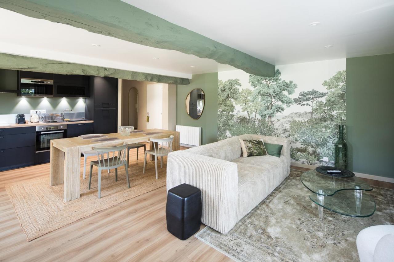 Manoir Du Vau D Arz Gites Et Chambres D Hotes Avec Piscine Malansac Экстерьер фото